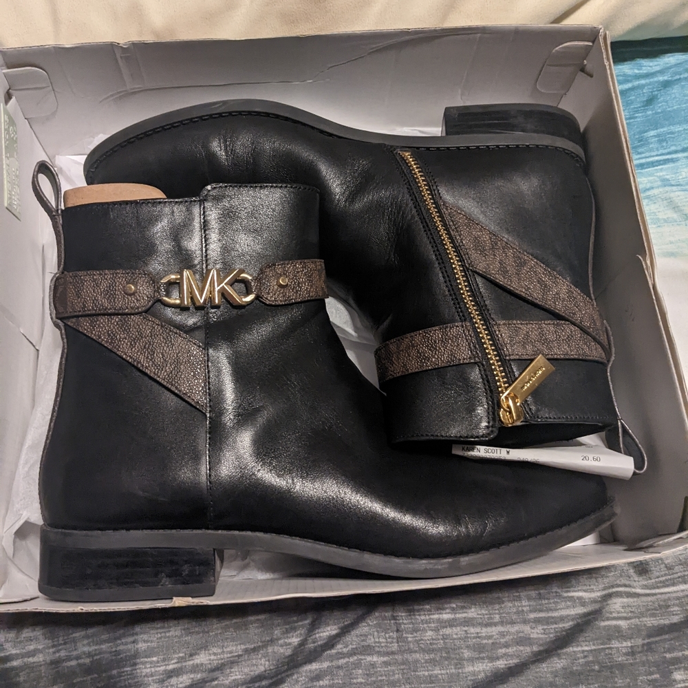 Michael Kors Boots